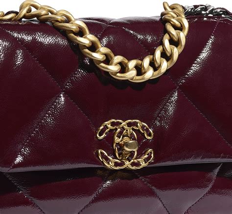 chanel 19 burgundy|Meer.